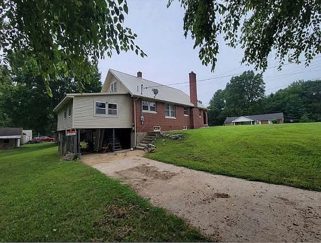 Photo of 1201 Grove St