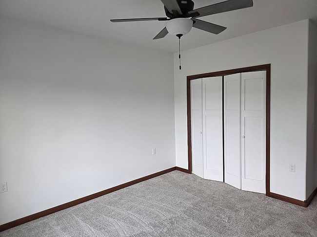 Photo of 963 Thomas Dr, Centerville, SD