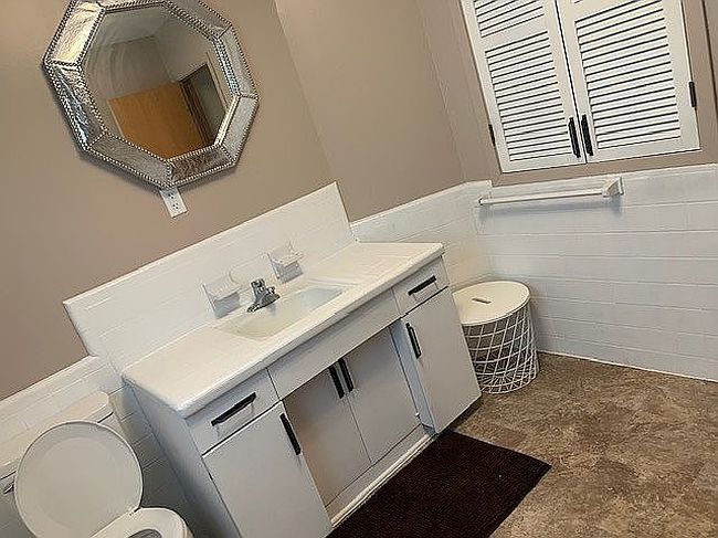 Preview of property located at 505 Bourn Ave