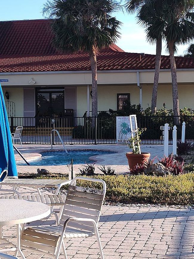 Image of 917 W Cayman Ave