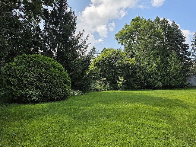 Photo of 601 N 4th St, La Crescent, MN