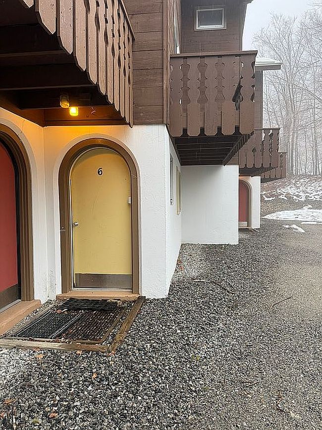 Photo of 145 Quarter Mile Rd #6, Stratton, VT