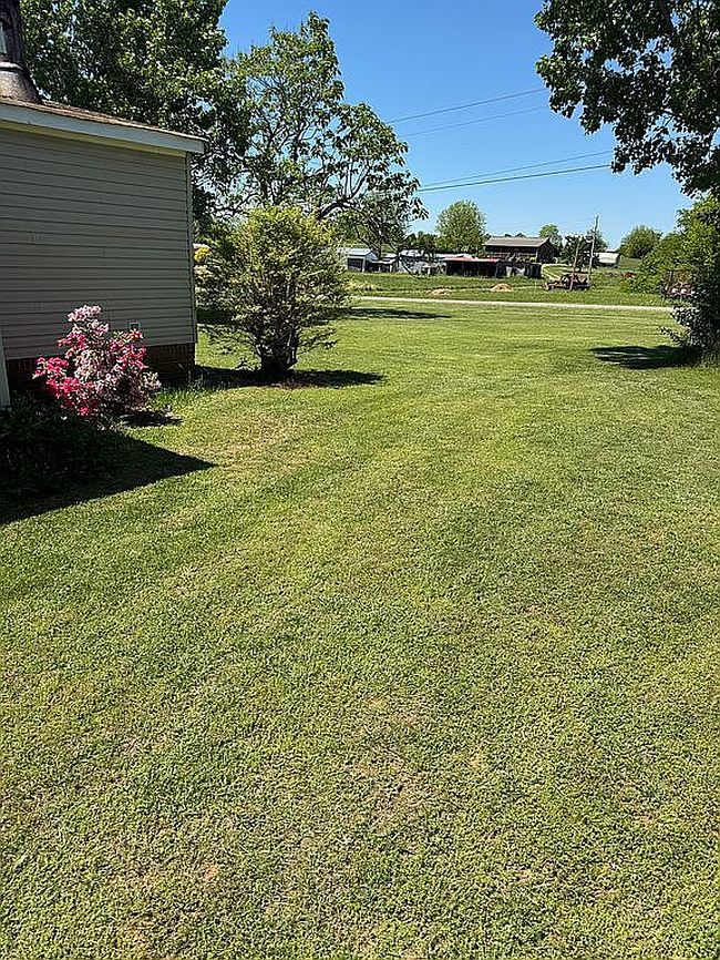 Photo of 260 Taylorsville Mfg Rd, Taylorsville, NC