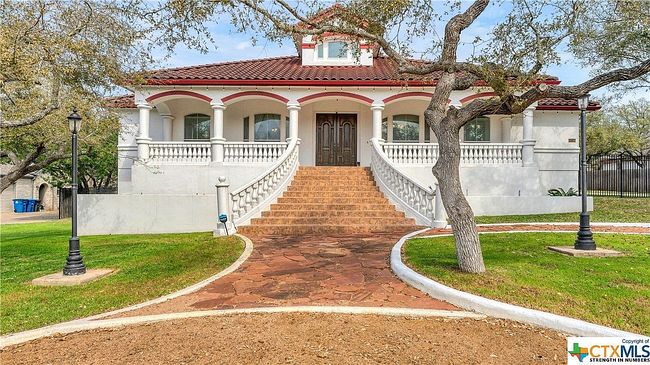 Preview of property located at 22016 Las Cimas Dr