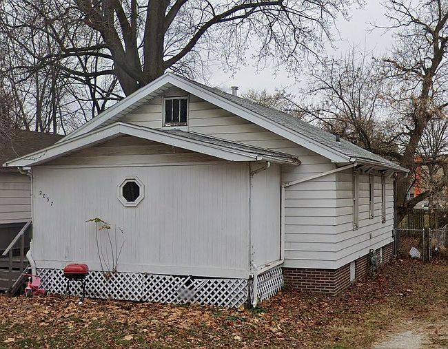 Image of 1304 E Division St #6