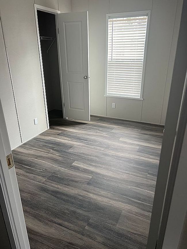 Image of 11929 Holiday Cir