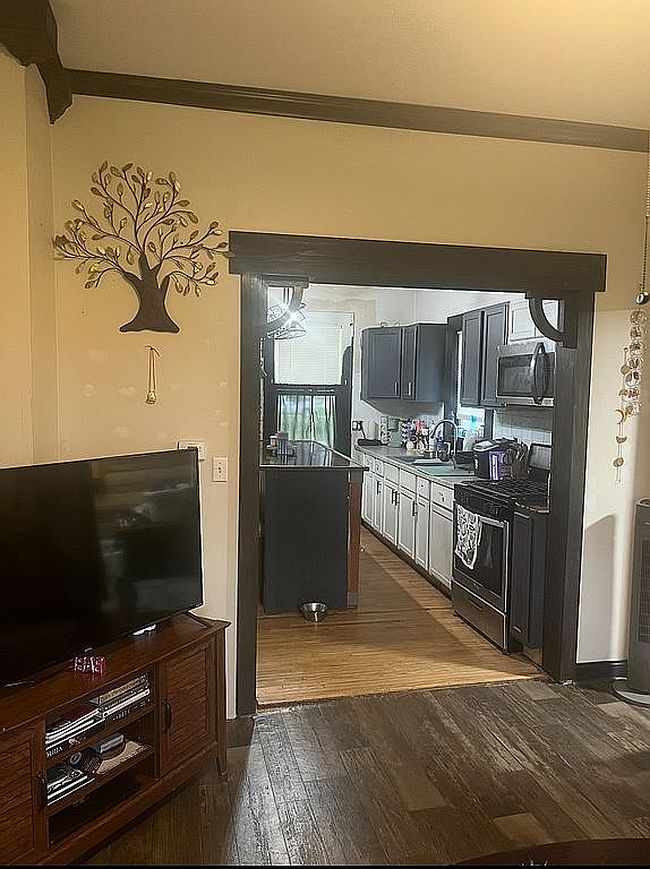 Image of 422 N Linden St