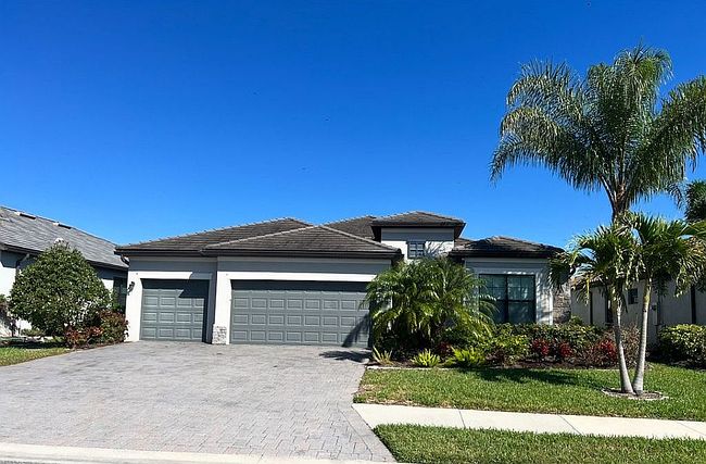 Photo of 11525 Autumn Leaf Way, Bradenton, FL