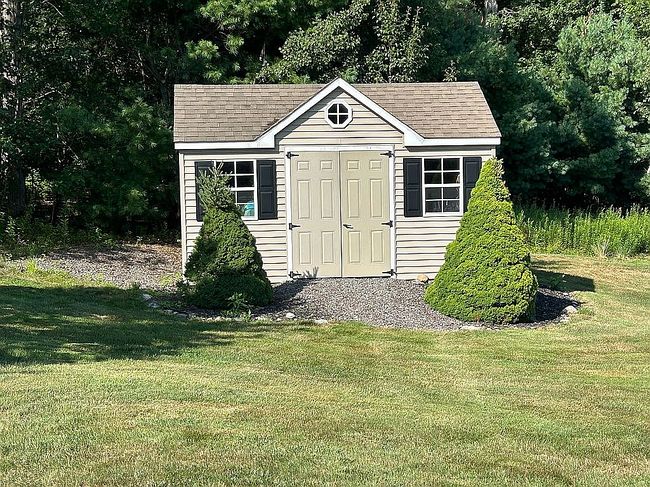Photo of 200 Windsor Way, Roaring Brook Twp, PA