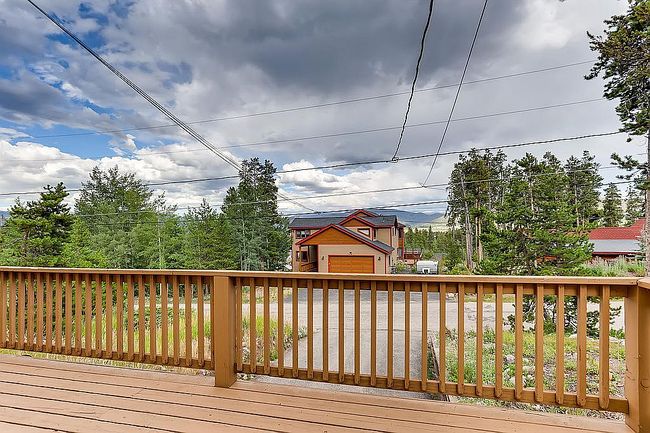 Image of 413 Highwood Ter