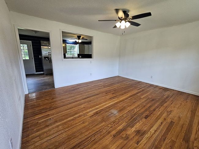 Image of 807 Pryor Cove Rd