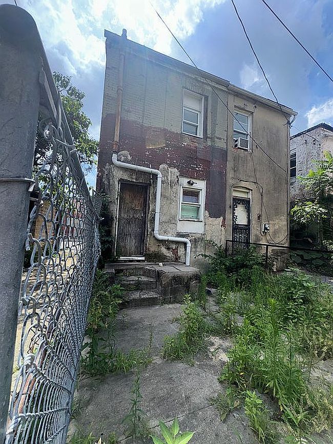 Photo of 433 S Payson St, Baltimore, MD