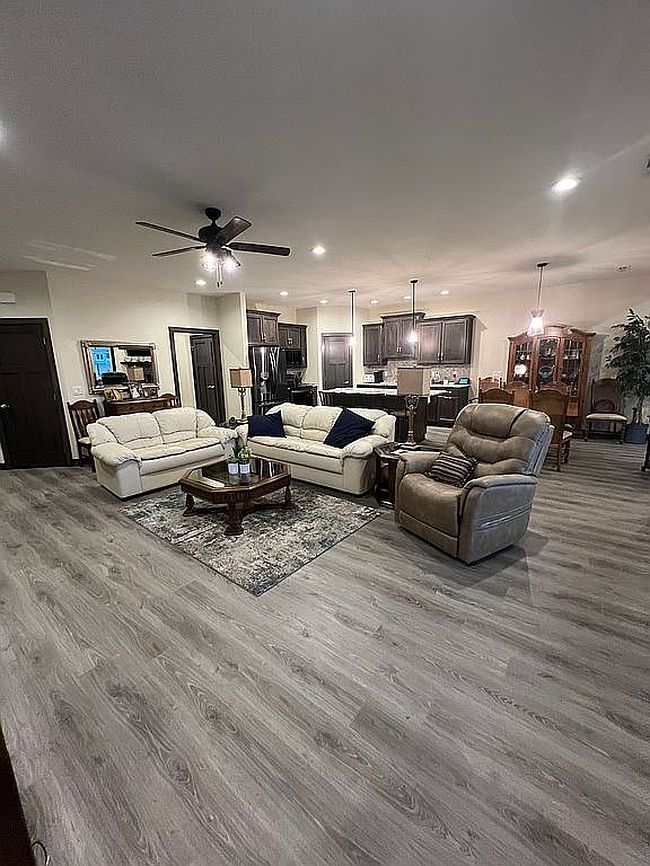 Preview of property located at 520 Kaylee Ct