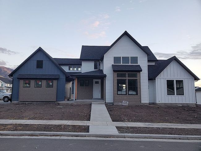 Preview of property located at 717 W 500 N