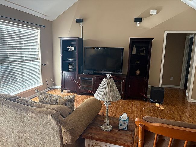 Image of 5585 Silver Fox Way