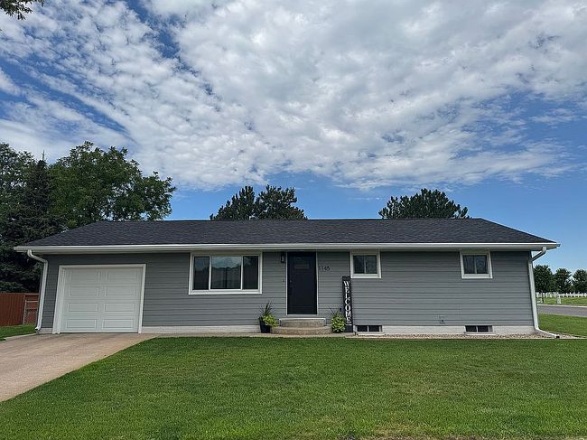 Photo of 1145 Max Dr