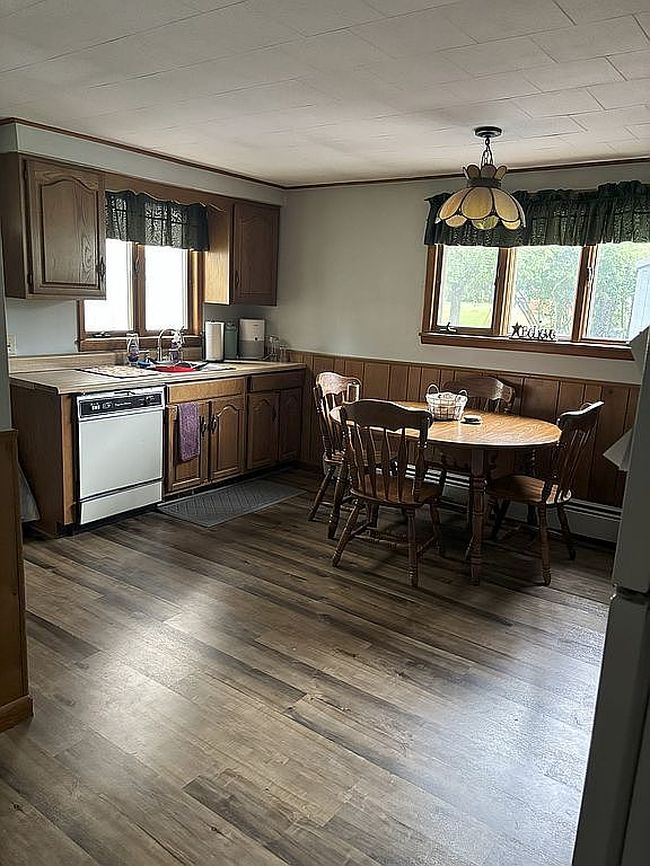Photo of 10 Mill St, Poland, NY