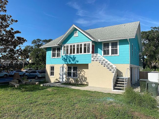 Photo of 722 N Halifax Ave, Daytona Beach, FL