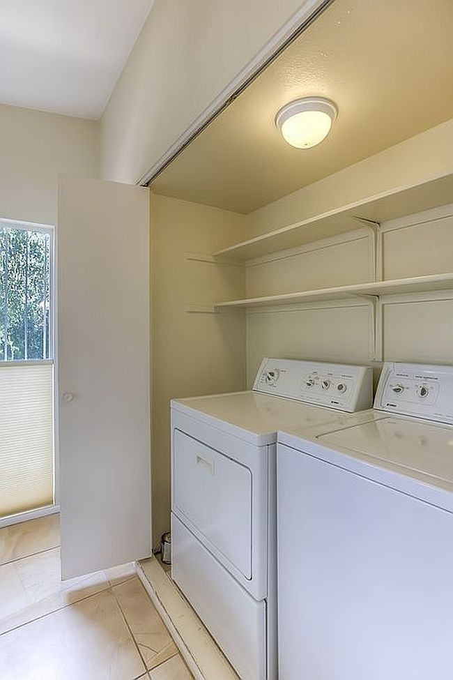 Photo of 564 N Dodge Blvd, Tucson, AZ