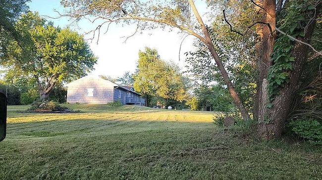Photo of 3855 43rd St, Meriden, KS