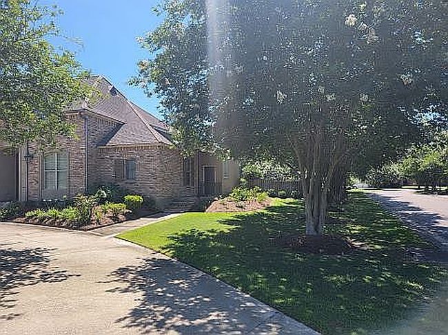 Photo of 9291 Pebble Beach Cir, Denham Springs, LA