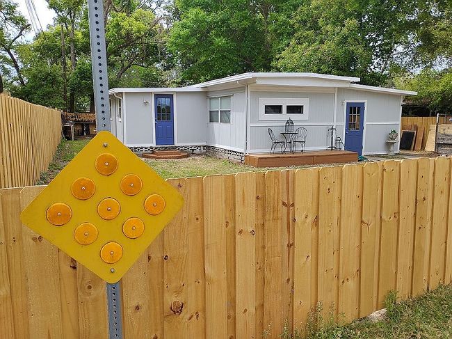 Image of 1455 Los Robles Ave
