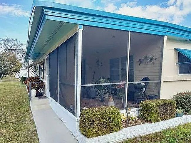 Image of 2419 Gulf To Bay Blvd #1422