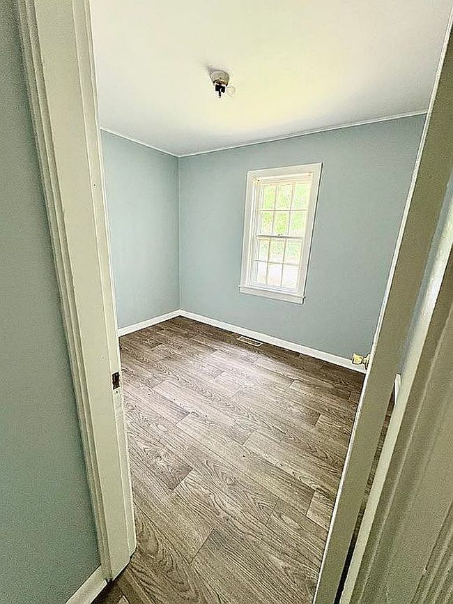 Image of 218 Eastview Dr