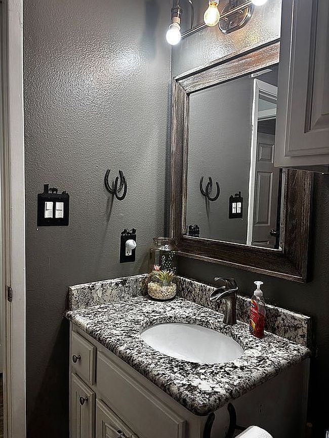 Photo of 13147 Us Highway 281, Windthorst, TX