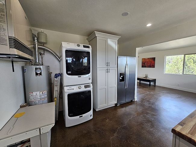 Image of 4110 Lands End Rd