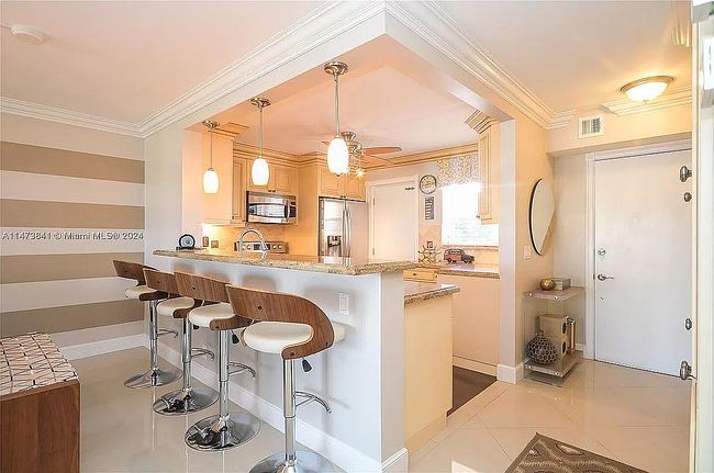 Photo of 201 Se 11th Ter Apt 405, Dania Beach, FL