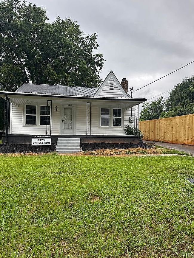 Image of 1220 Harmony St