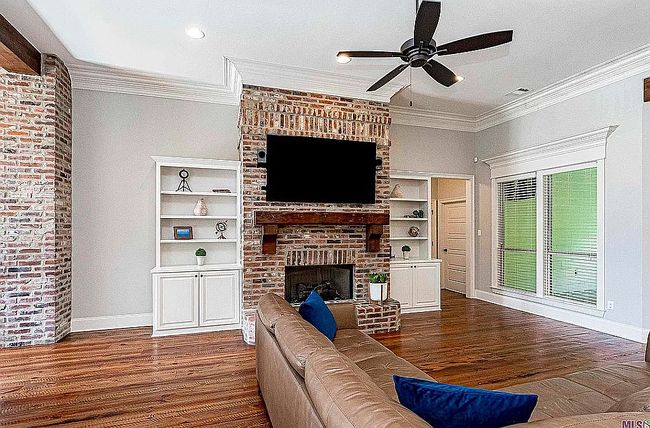 Photo of 37398 Cypress Hollow Ave, Prairieville, LA