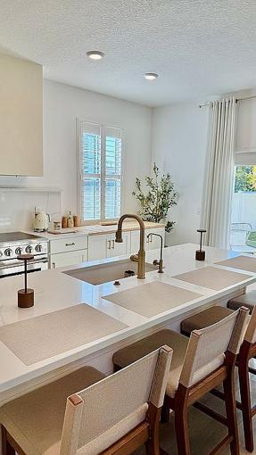 Image of 2904 N Ola Ave