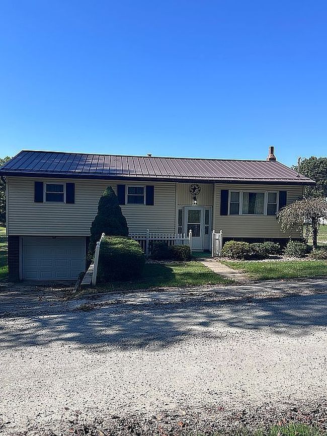 Photo of 45 Left Grove Ave