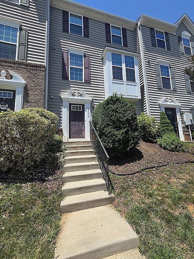 Photo of 2173 Silk Wood Ct, Charlottesville, VA