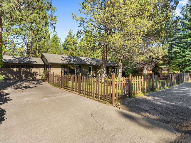 Preview of property located at 20590 Woodside Ct
