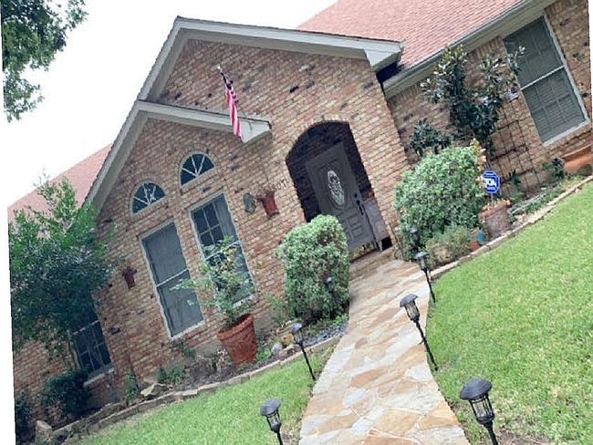 Photo of 708 Dove Cir, Coppell, TX