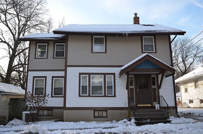 4012 Pleasant St, Des Moines, IA