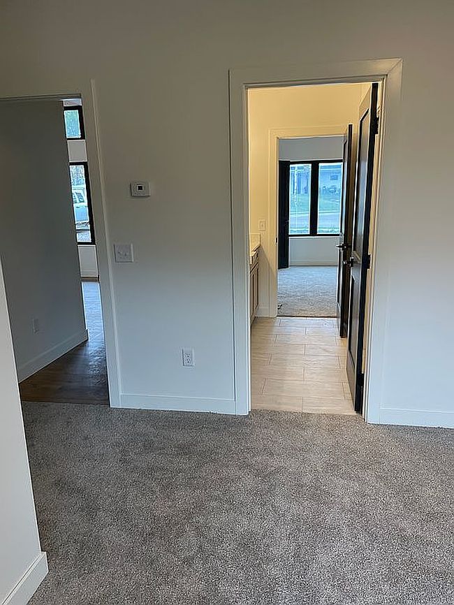 Photo of 3210 Hartley Hills Dr, Duluth, MN