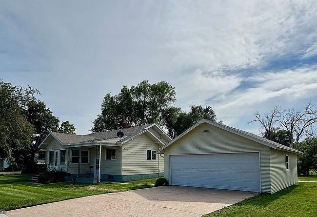 Photo of 205 W Emerson St, Holyoke, CO