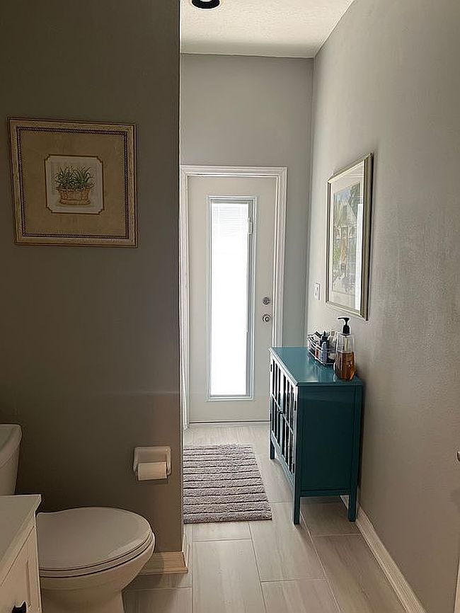 Preview of property located at 9617 Greenbank Dr