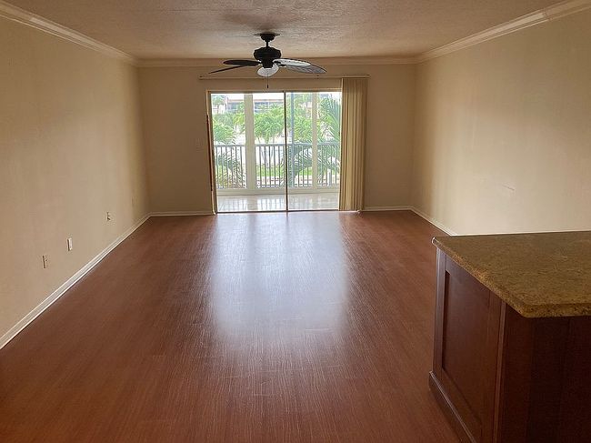 Image of 121 Wettaw Ln Apt 211