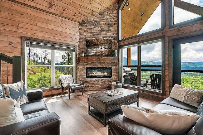 Photo of 2715 Indigo Ln, Sevierville, TN
