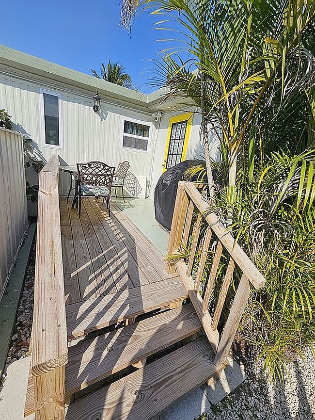 Image of 5278 Sw 32nd St
