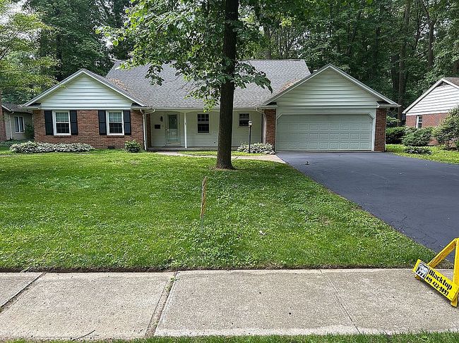 Photo of 1917 Imperial Ln, Findlay, OH