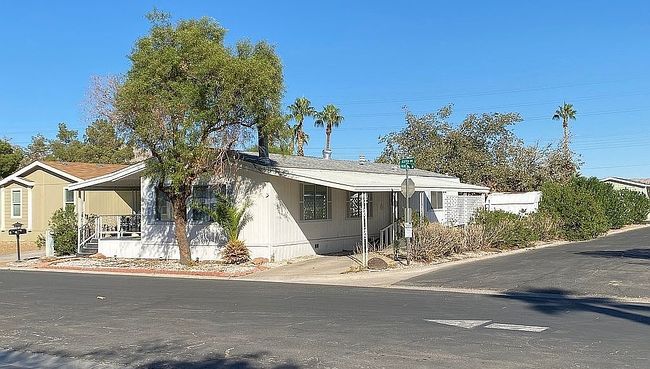 Additional photo 1 of property located at 5303 E Twain Ave Space 113