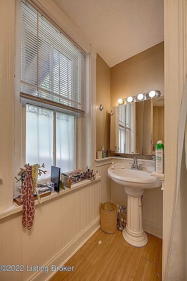 Photo of 1612 S 2nd St, Louisville, KY