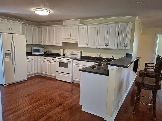 Photo of 701 Proctor St, Austwell, TX