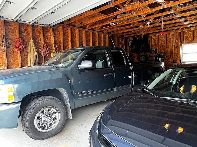 Additional photo 4 of property located at 130 S Oakview Dr